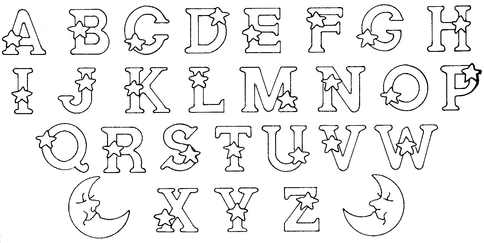 Coloriage de l'alphabet avec des lettres amusantes et des éléments décoratifs