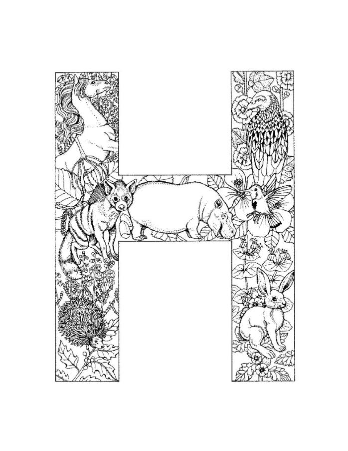 Coloriage de l'alphabet avec des lettres décorées et des éléments ludiques