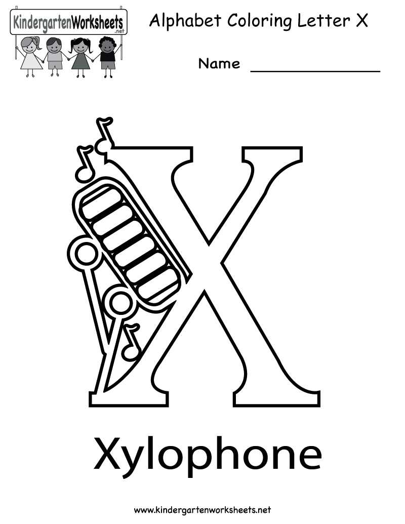 Coloriage de l'alphabet avec des lettres enjouées et des motifs ludiques