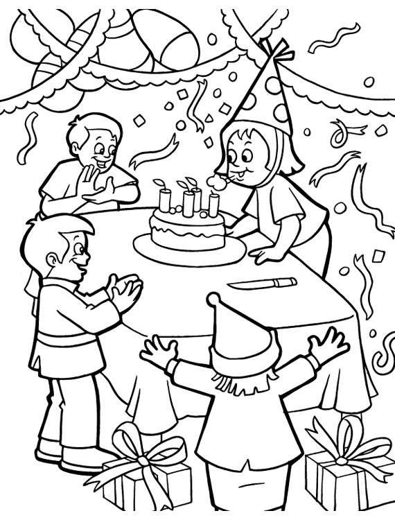 Un anniversaire joyeux avec des ballons et un gâteau