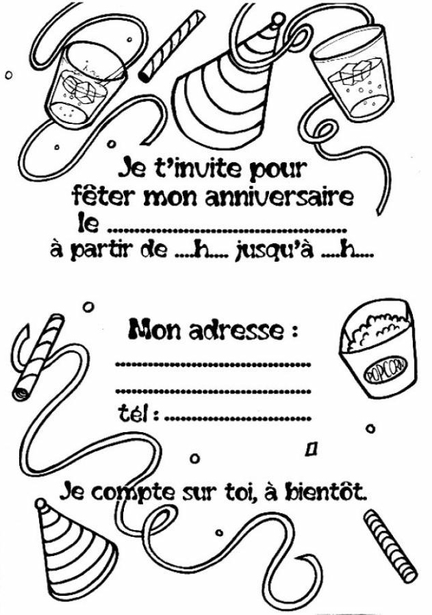 Un anniversaire festif avec un gâteau et des ballons