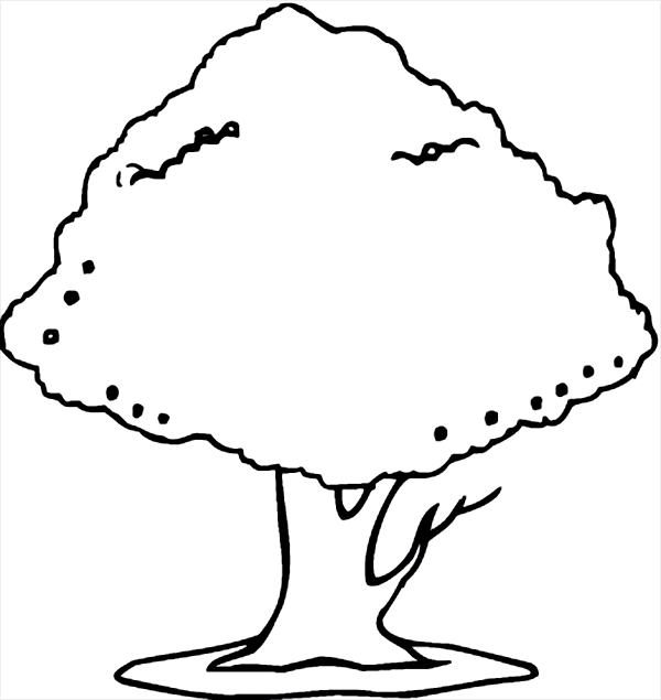 Coloriage d'un arbre majestueux sous un ciel nuageux