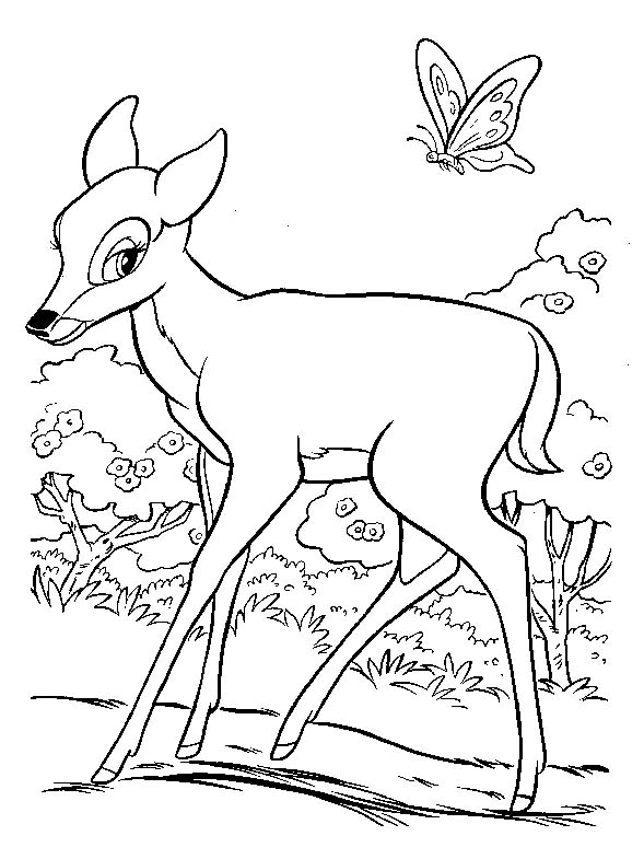 Bambi se reposant paisiblement dans la forêt
