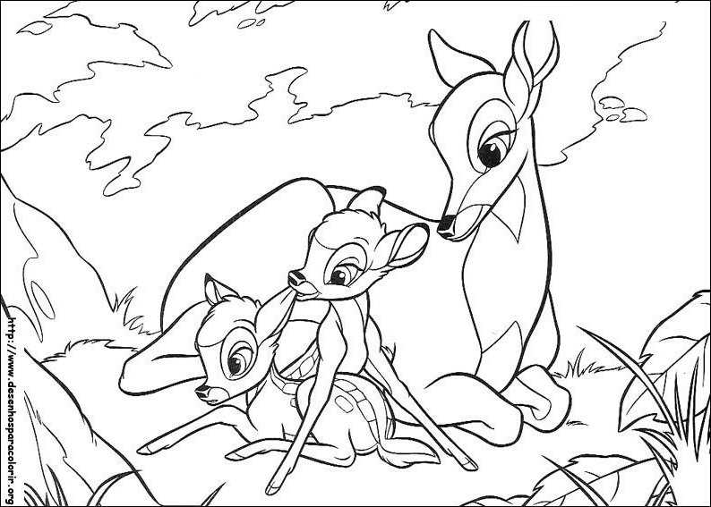 Bambi se reposant dans la forêt avec des amis