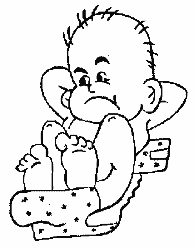 Un bébé joyeux entouré de jouets colorés