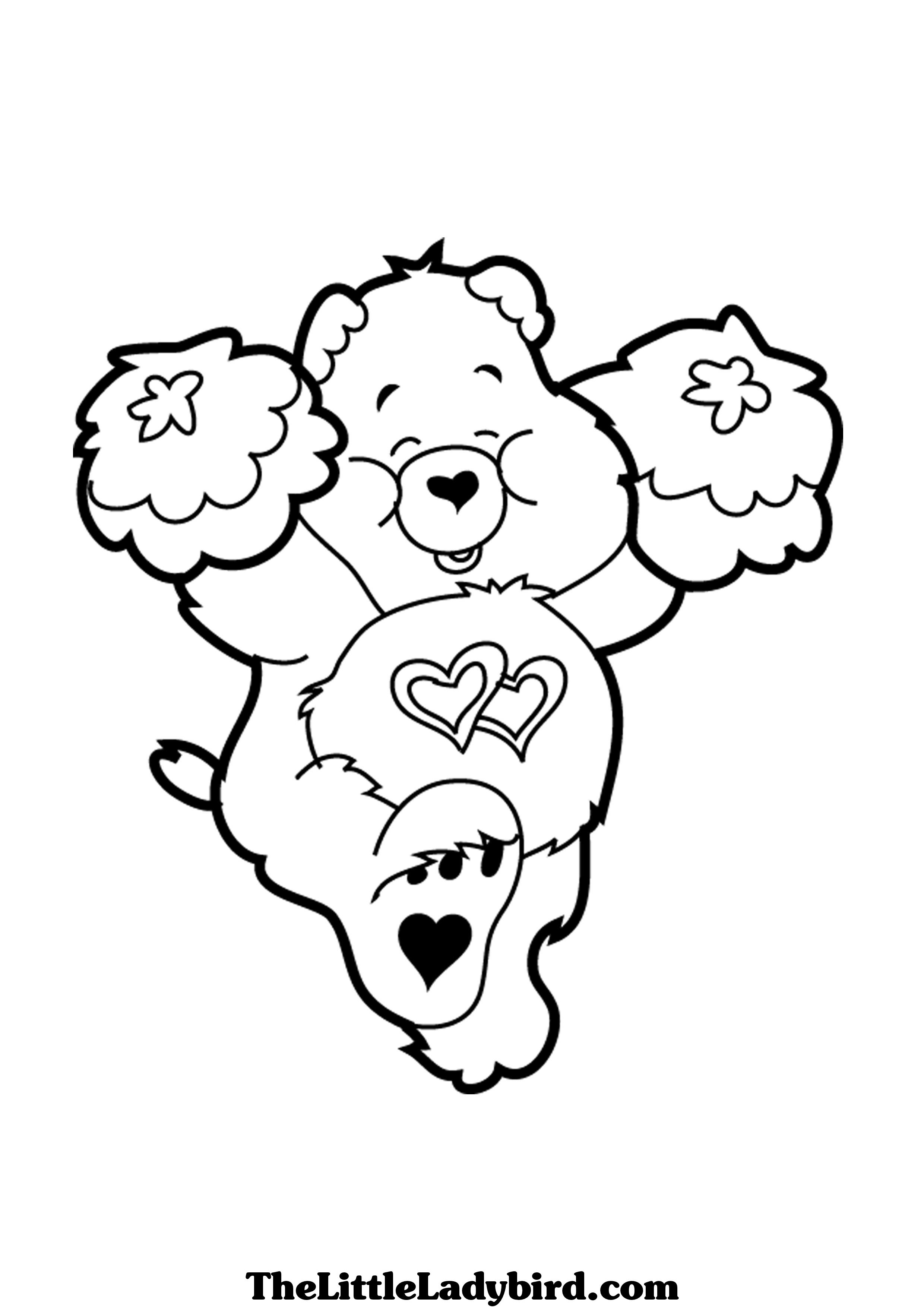 Bisounours Câlinours en train de câliner un nuage
