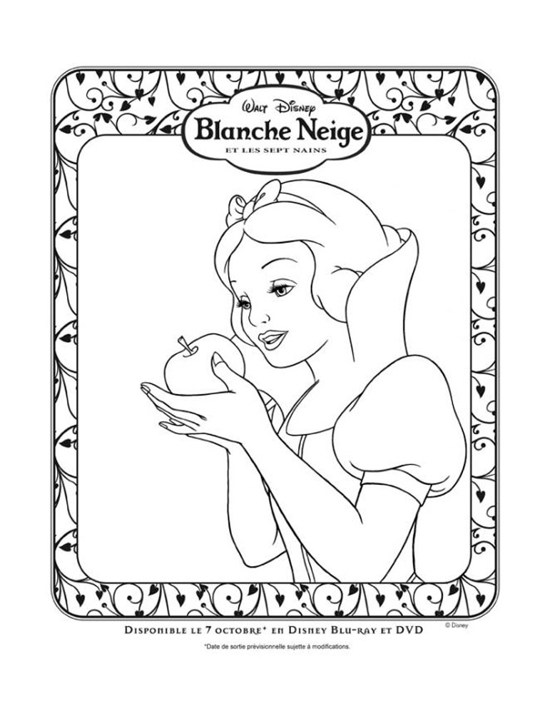 Blanche-Neige et les sept nains au milieu de la forêt