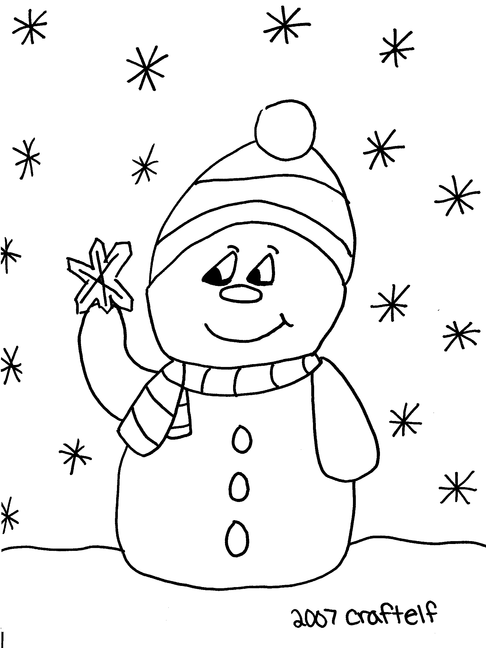 Un bonhomme de neige souriant entouré d'éléments festifs