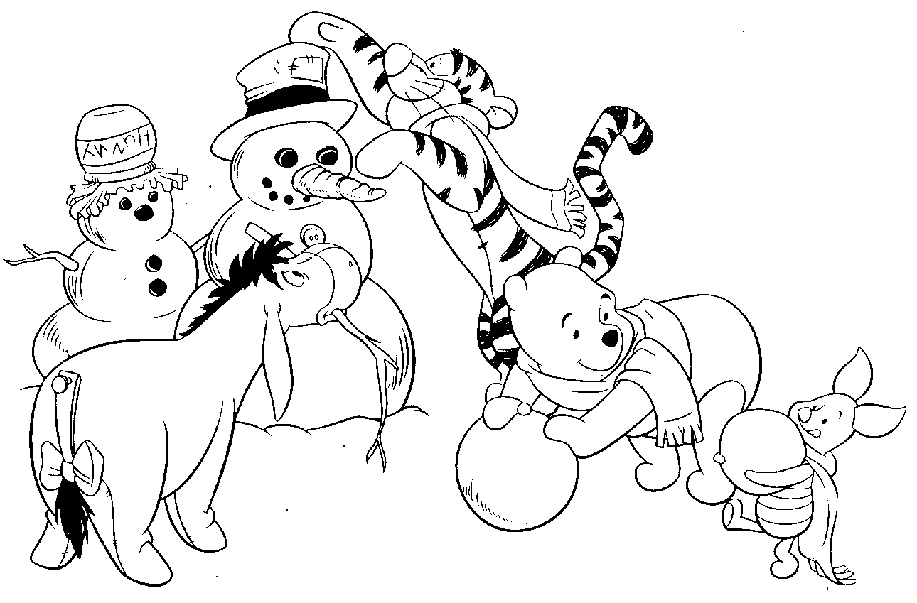 Bonhomme de neige souriant dans un paysage hivernal