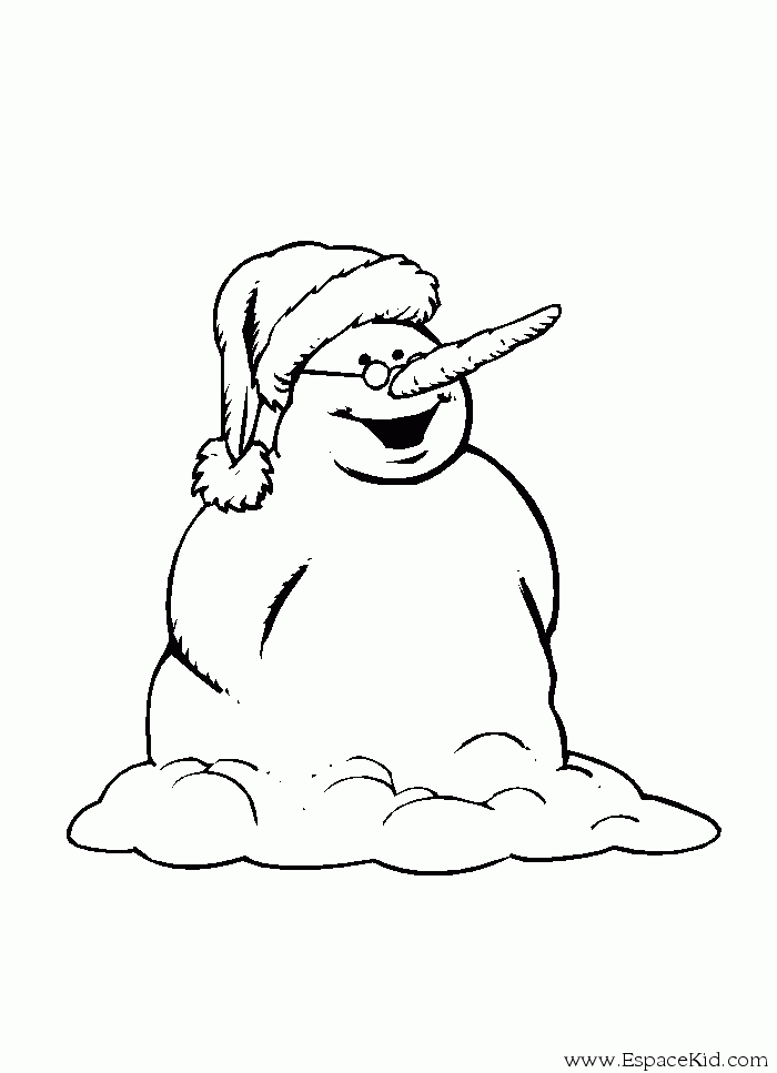 Un bonhomme de neige joyeux dans un paysage hivernal