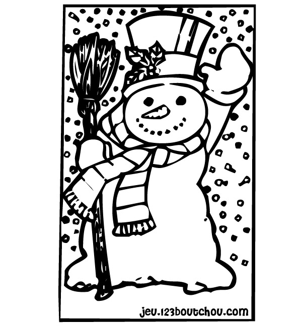 Un bonhomme de neige souriant au milieu d'un paysage hivernal