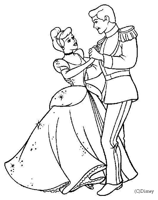 Cendrillon dans sa belle robe au bal, entourée de son univers