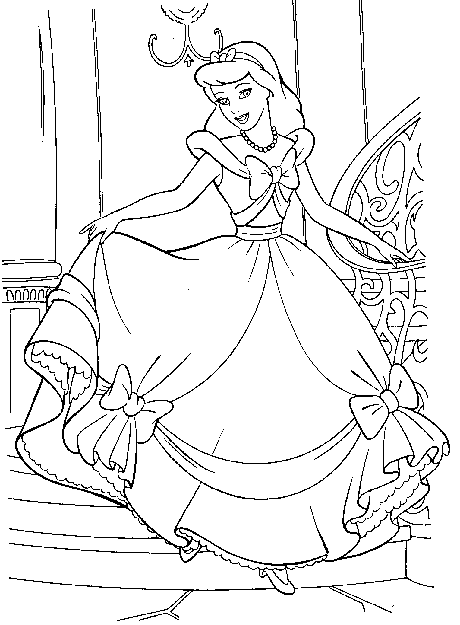 Cendrillon dans sa robe de bal au milieu des fleurs