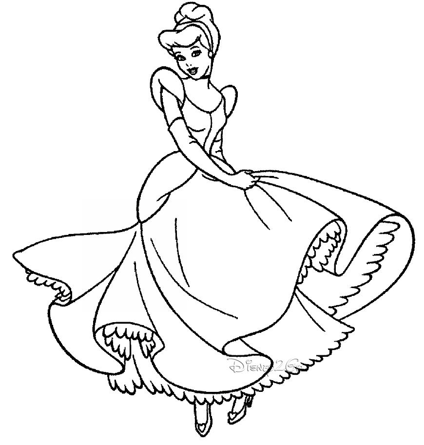 Cendrillon en pleine préparation pour le bal dans sa robe