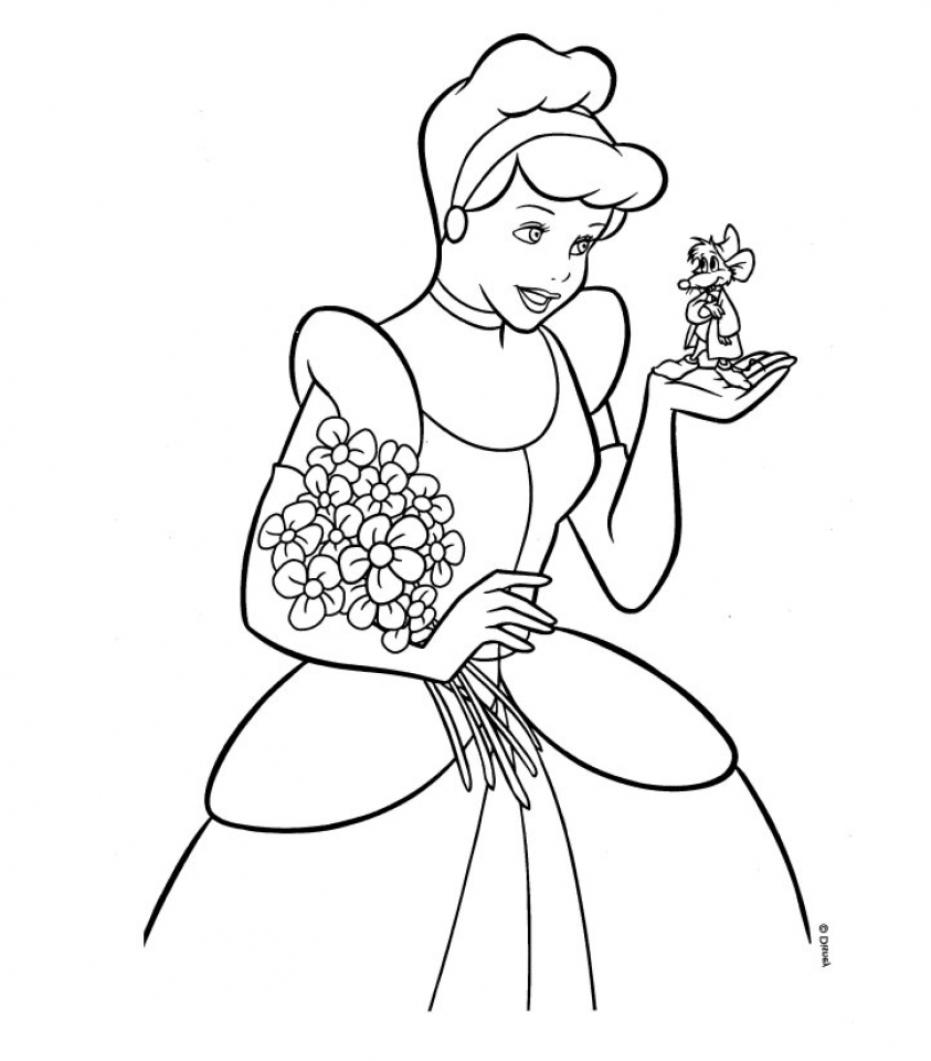 Cendrillon dans sa robe de bal, entourée de son univers féérique