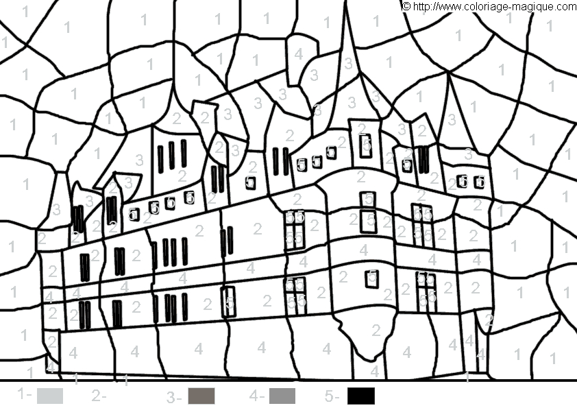 Coloriage d'un château médiéval entouré de nuages