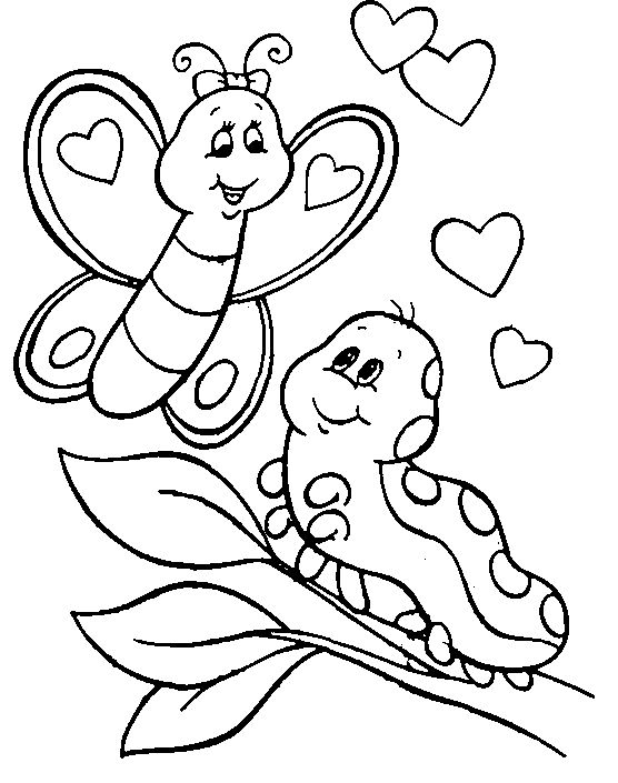Coloriage d'une chenille joyeuse sur une branche avec des feuilles