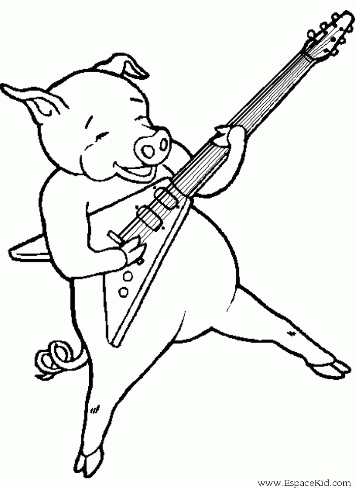 Un cochon amusant dans un décor champêtre