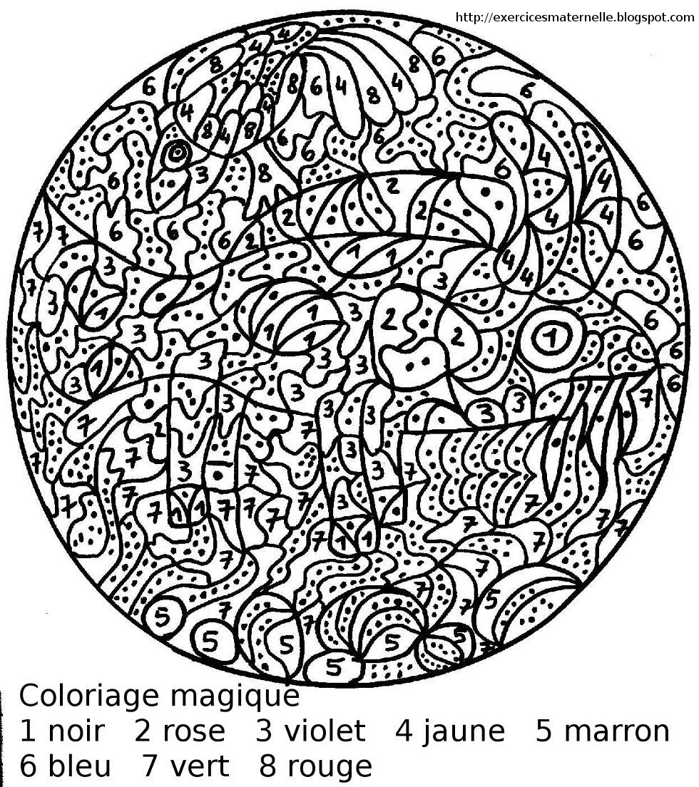 Un coloriage magique avec un dragon et un paysage fantastique