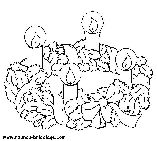 Coloriage d'une couronne de Noël ornée de détails festifs