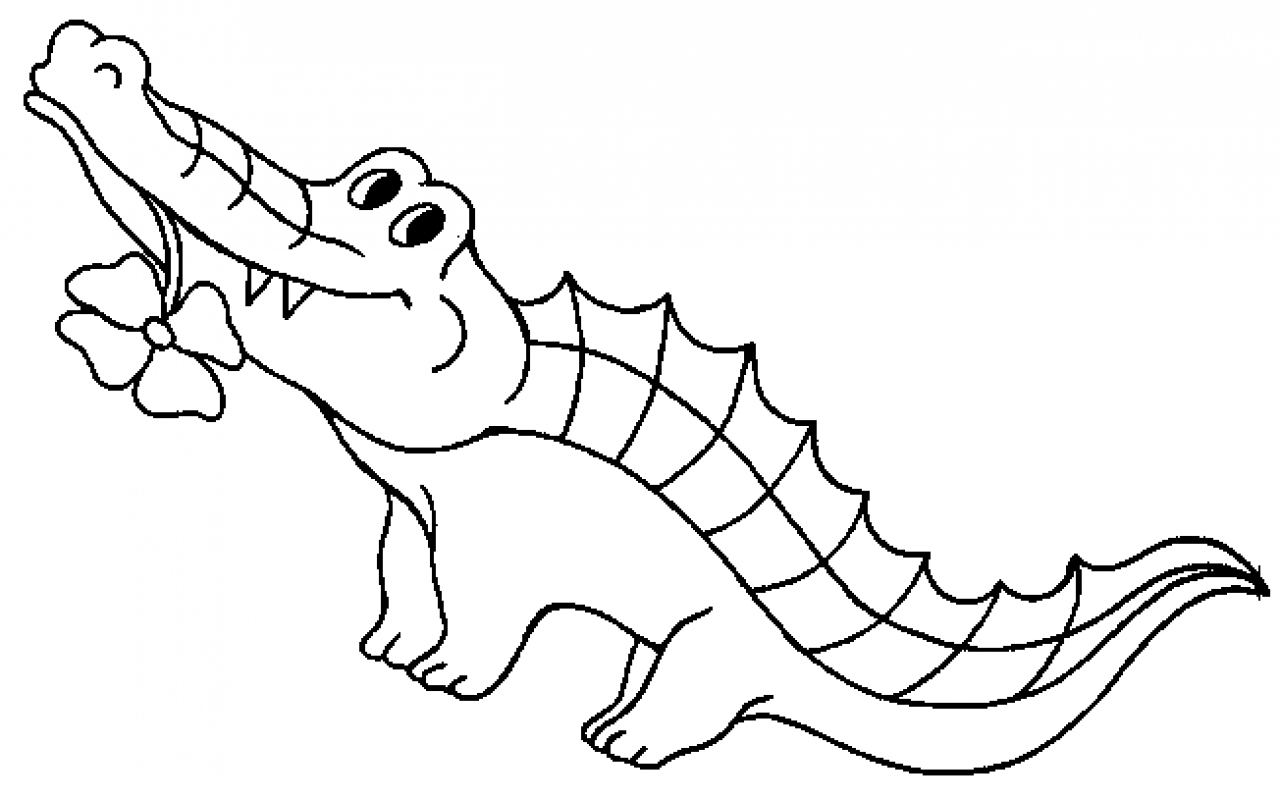 Un crocodile en pleine nage dans son habitat naturel