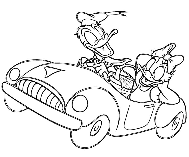 Donald Duck en pleine aventure sur une mer calme