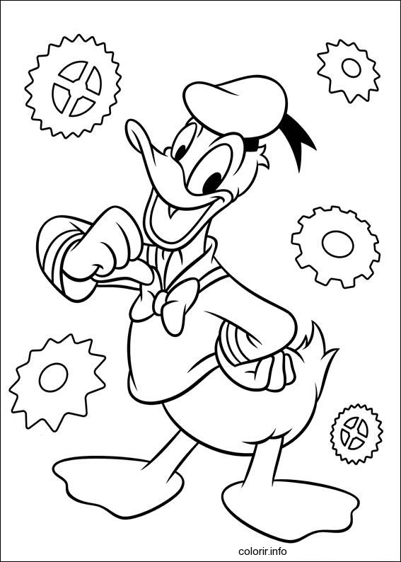 Donald Duck en train de sourire avec son chapeau de marin