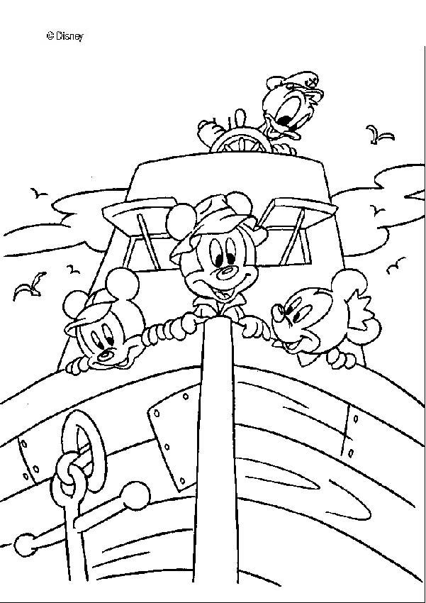Donald Duck en train de sourire avec un décor simple