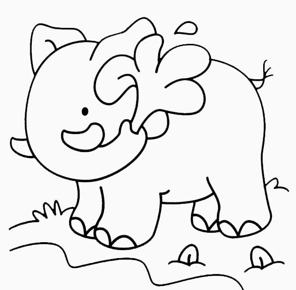 Éléphant se promenant dans la savane