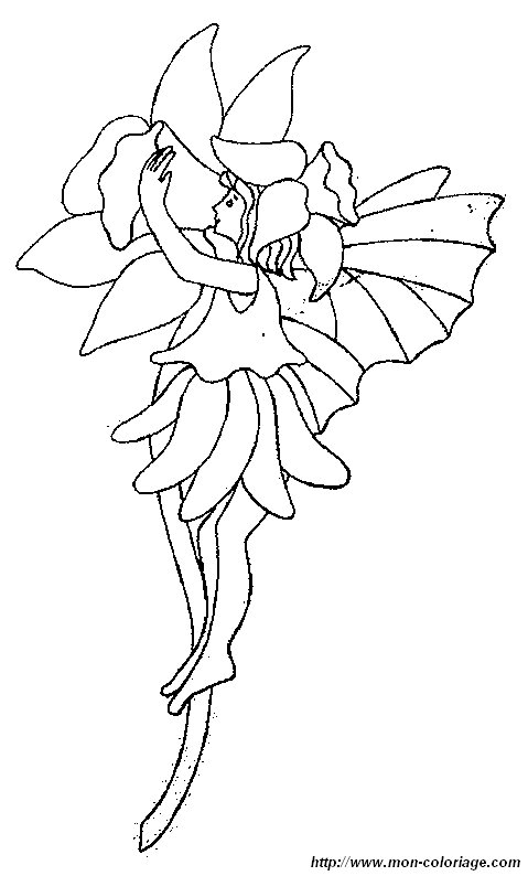 Un elfe assis sur une pierre, entouré de fleurs et de feuillage