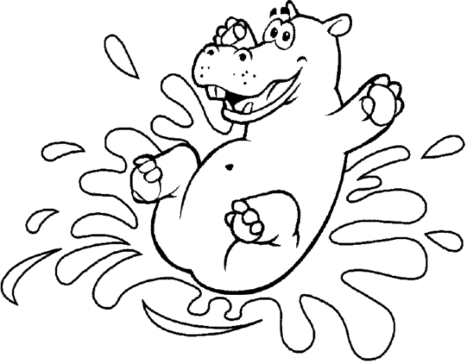 Hippopotame se reposant paisiblement au bord de l'eau