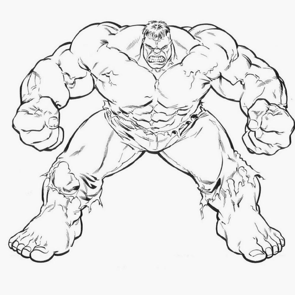 Hulk en pleine action, prêt à libérer sa force sur fond urbain