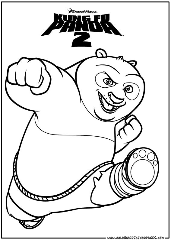 Po Panda pratique le kung-fu dans un paysage naturel