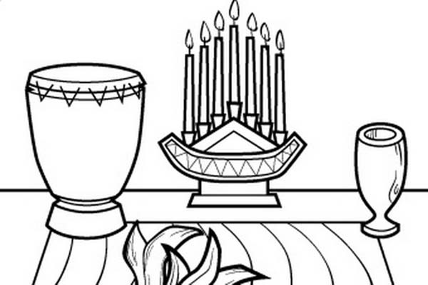 Coloriage représentant des symboles de Kwanzaa avec des motifs africains