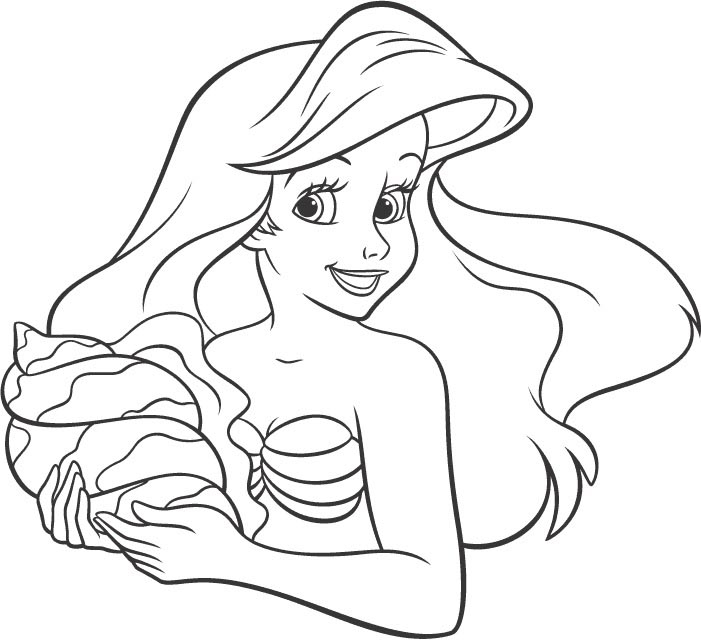 La petite sirène nageant parmi les coraux et les poissons