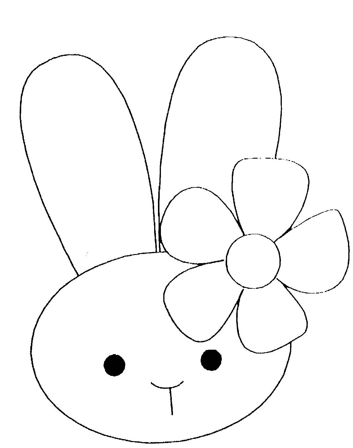 Un lapin joyeux en train de jouer dans un champ