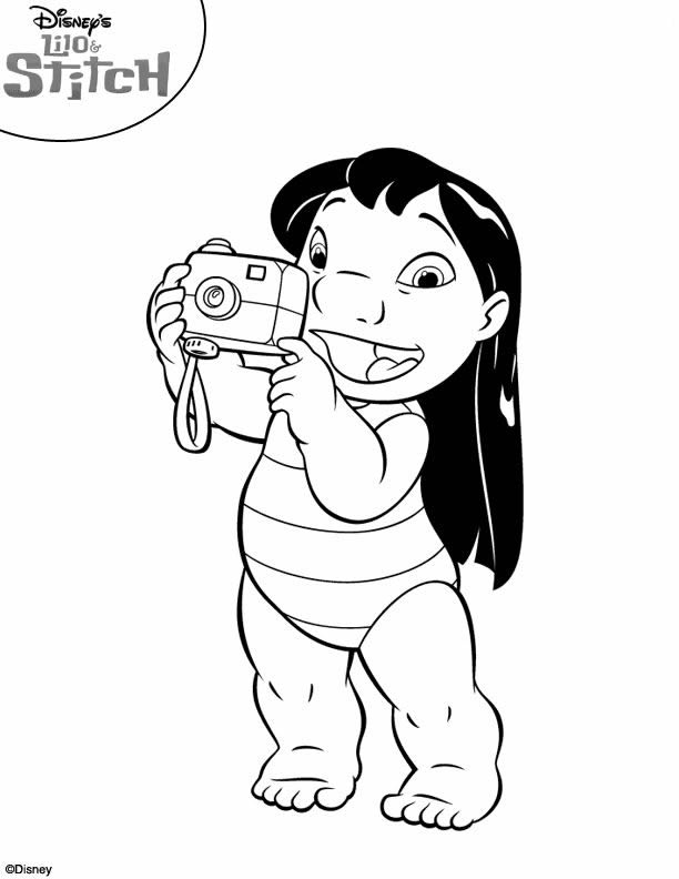Lilo et Stitch profitent d'un moment de complicité sur la plage