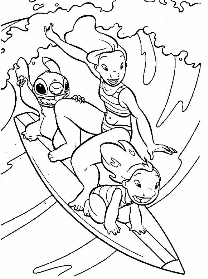 Lilo et Stitch en pleine aventure sur la plage