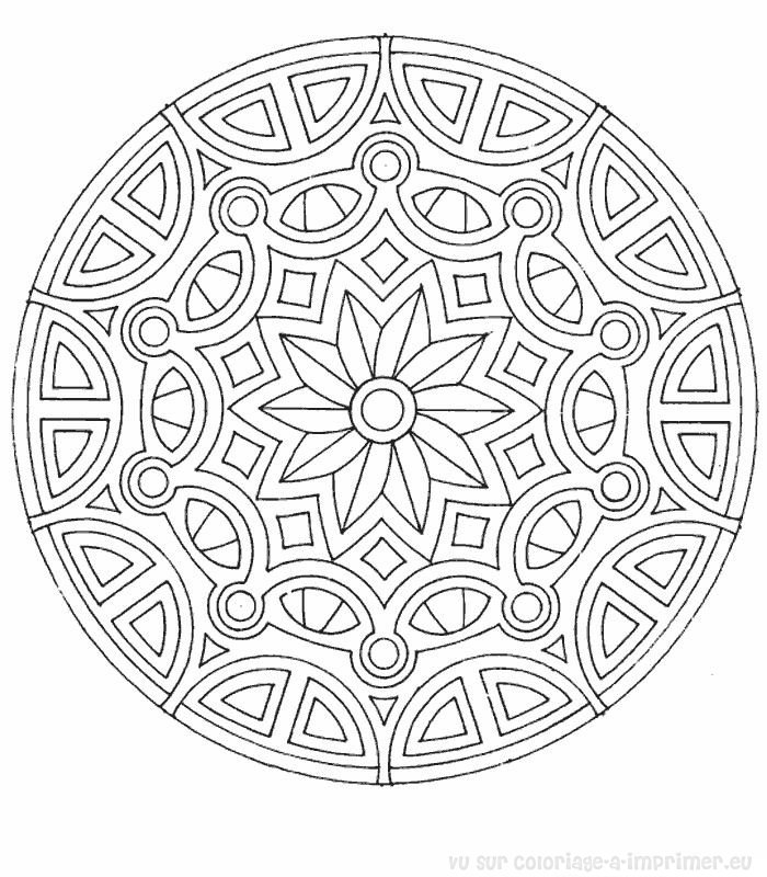 Coloriage d'un mandala étoile détaillé à compléter Coloriage d'un mandala étoile détaillé à compléter