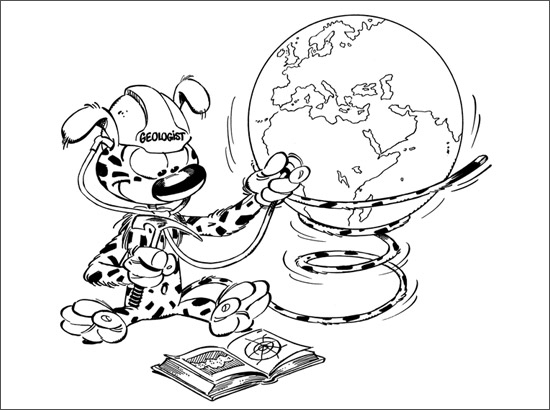 Le marsupilami joyeusement perché sur une branche d'arbre