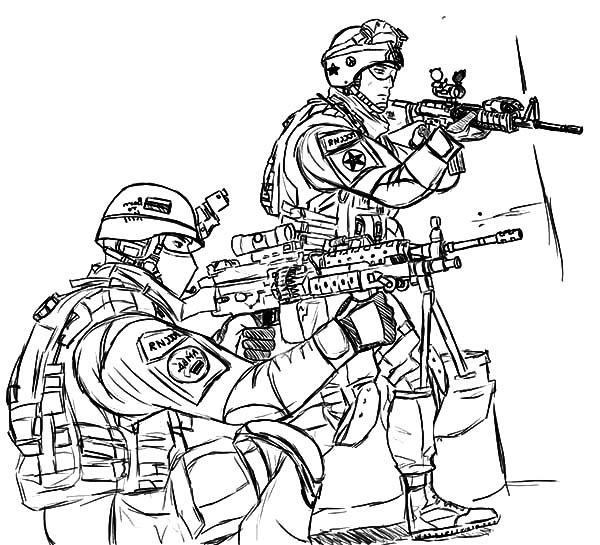 Coloriage d'un soldat en action dans un environnement militaire