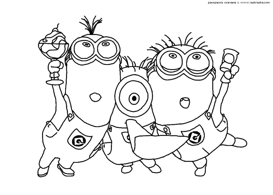 Minions amusants en pleine activité avec des accessoires colorés