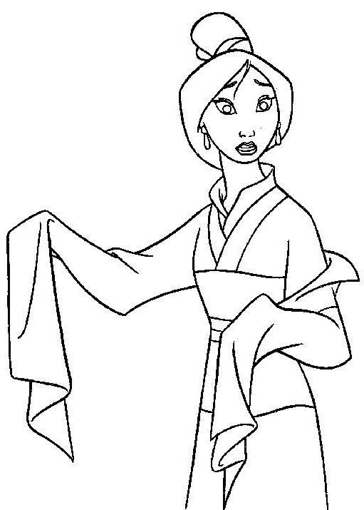Mulan en pleine action avec son épée dans un décor montagneux