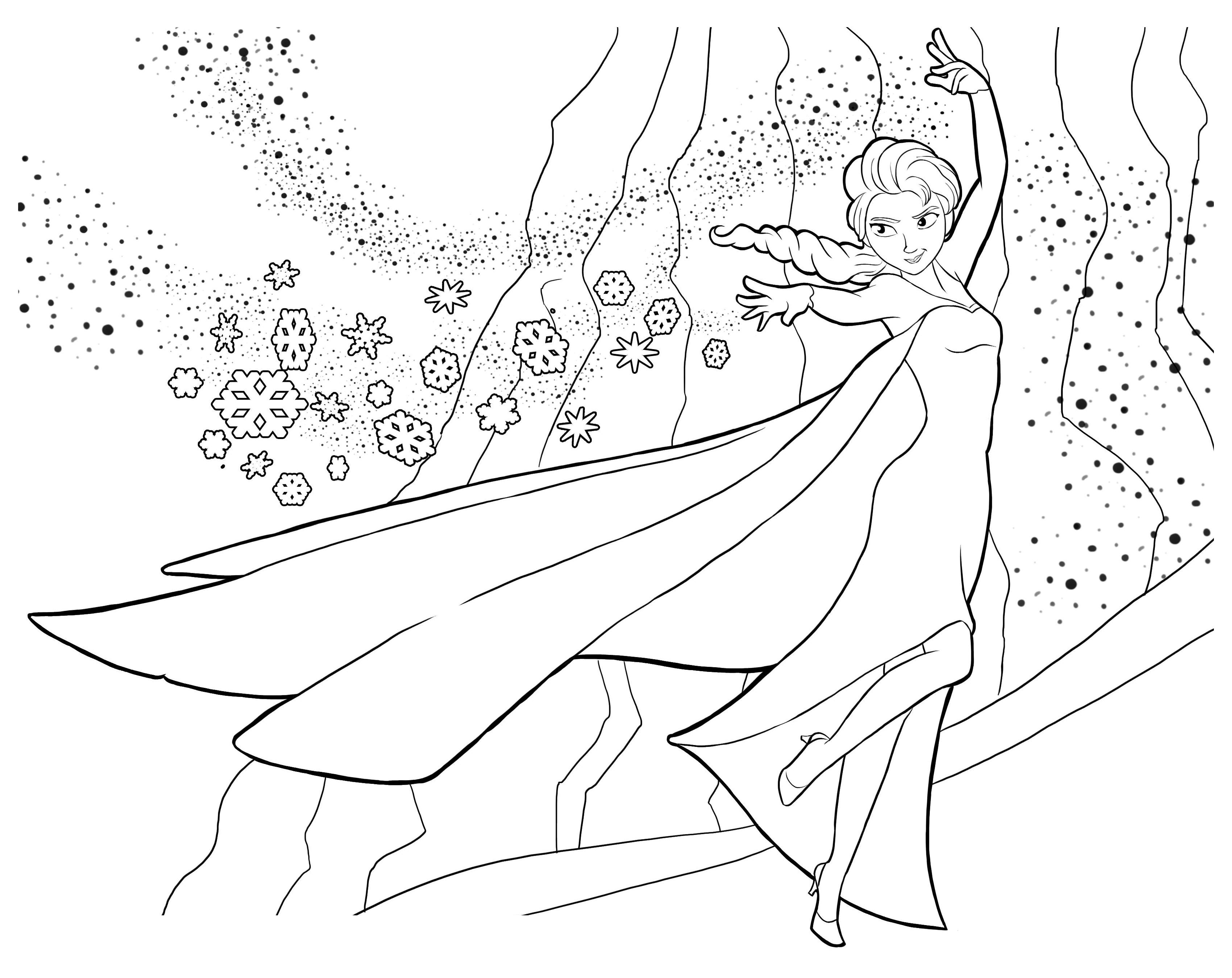 Un enfant s'amuse à colorier un paysage enneigé