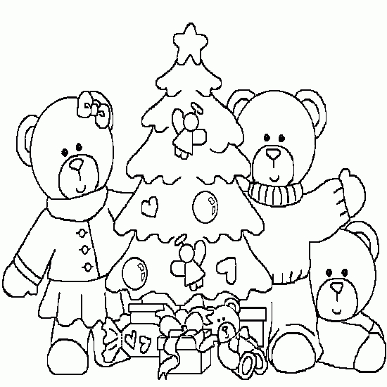 Un bonhomme de neige joyeux entouré de cadeaux sous un sapin de Noël