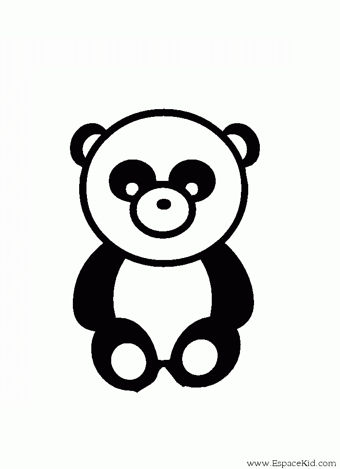 Un panda mignon se reposant parmi des bambous
