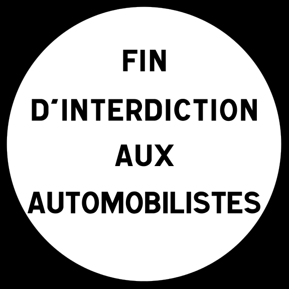 Coloriage d'un panneau routier avec un fond simple