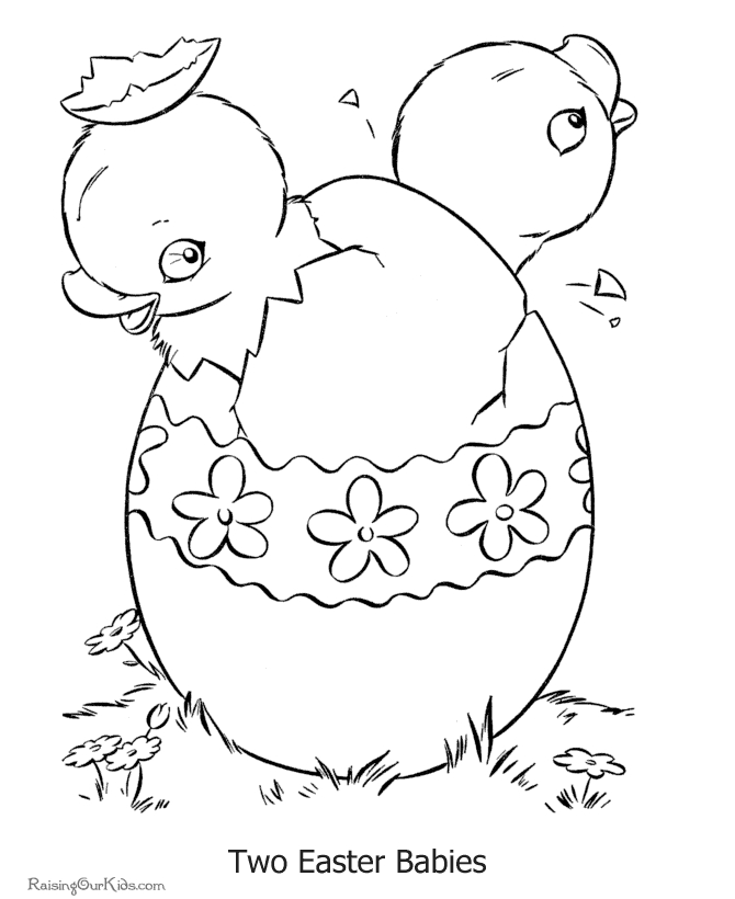 Lapin de Pâques joyeux portant des œufs colorés dans un jardin fleuri