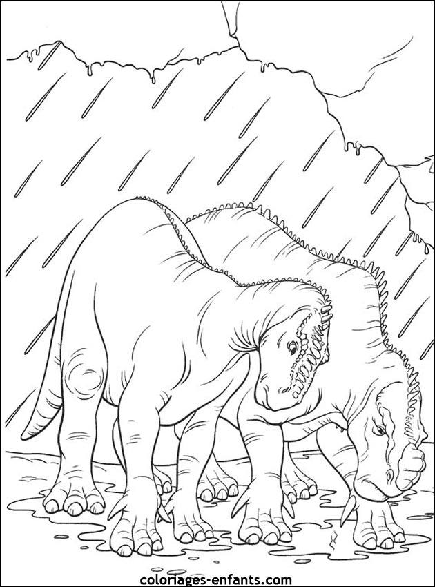 Dinosaures évoluant dans un parc jurassique luxuriant Dinosaures évoluant dans un parc jurassique luxuriant