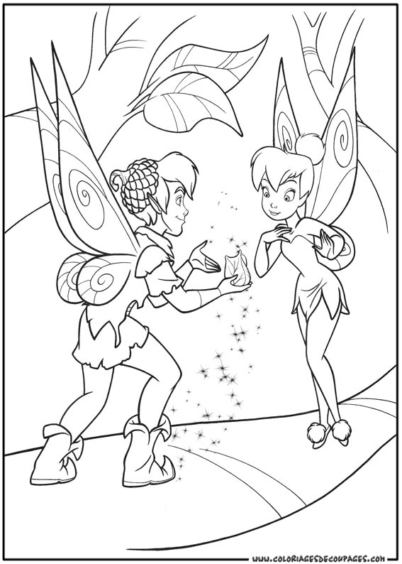 Peter Pan en pleine aventure dans le ciel de Neverland